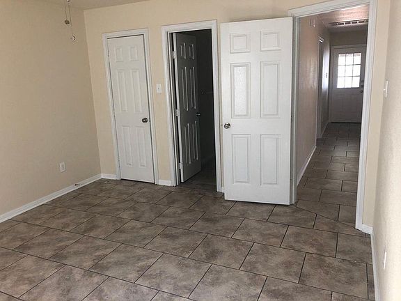 5th image of 303 Shirley Dr