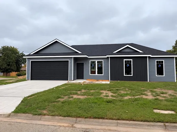 401 N Joyce St, Solomon, KS 67480