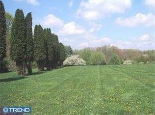 150 Grubb Rd, Malvern, PA 19355