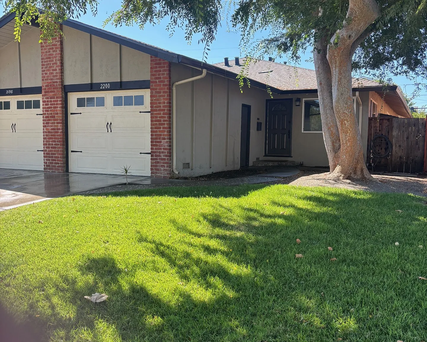 3 bed, 1300 sqft, $3,400 — Photo 1