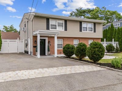 165 Jennifer Lane, Yonkers, NY, 10710