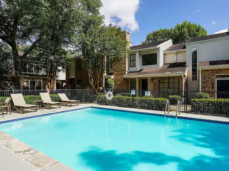 San Felipe Square Townhomes — Photo 44