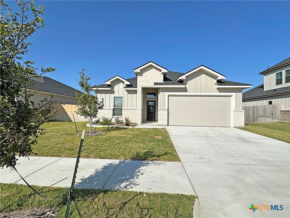 1st image of 222 Sand Lilly Dr