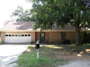 604 Hill St, Aubrey, TX 76227