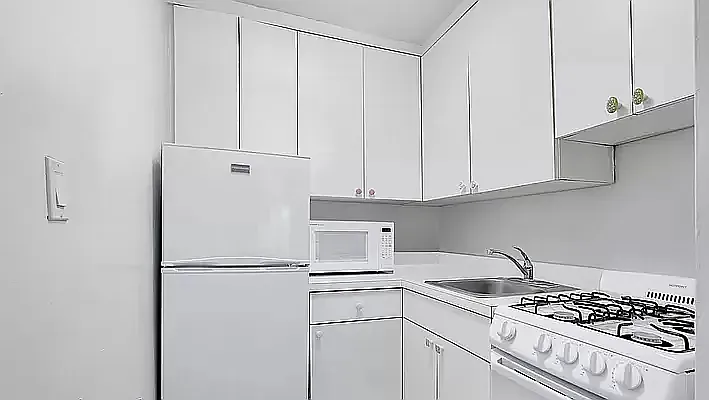 Rented by Living New York | media 4