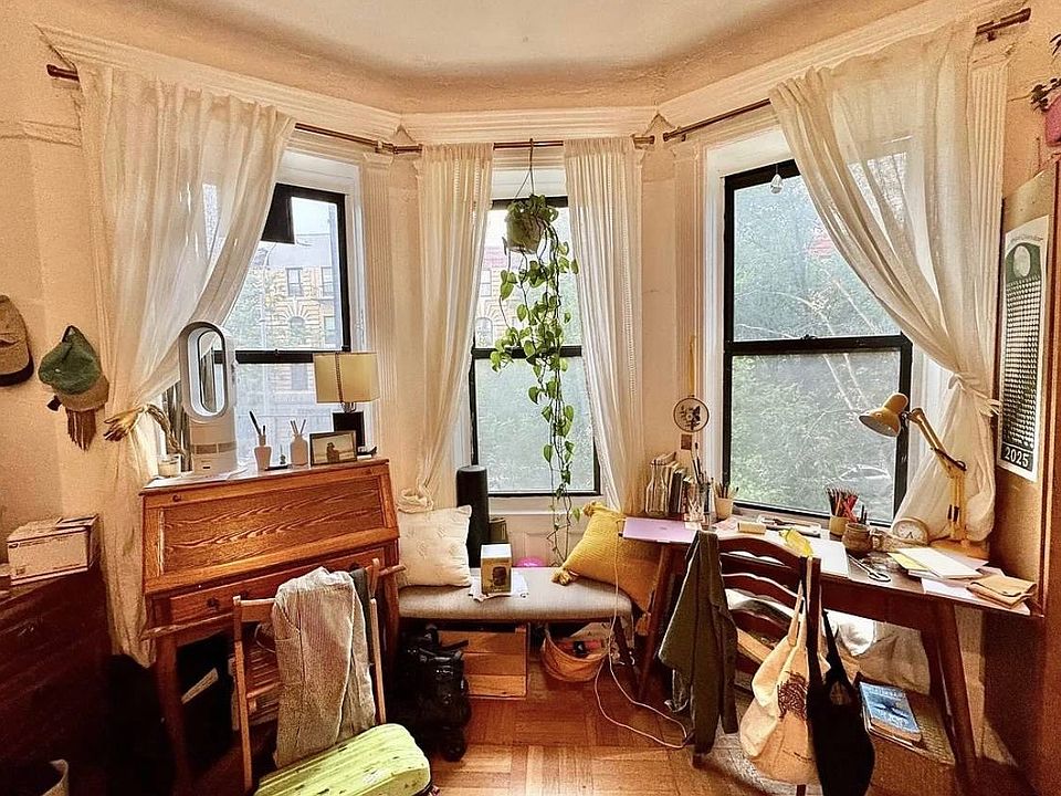 1st image of 1046 Bergen St #5A