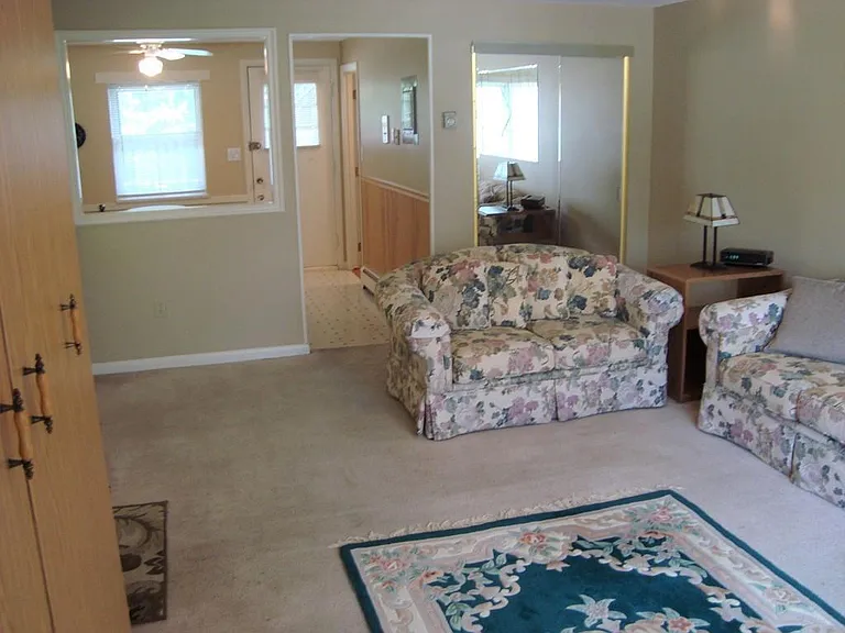 D1 Colonial Dr #4 — Photo 9