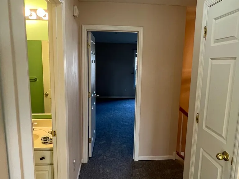 7866 Old Carriage Ct #7866 — Photo 37