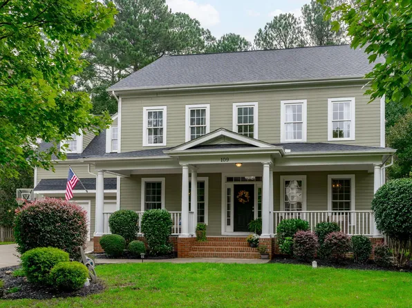 109 Redhill Rd, Holly Springs, NC 27540