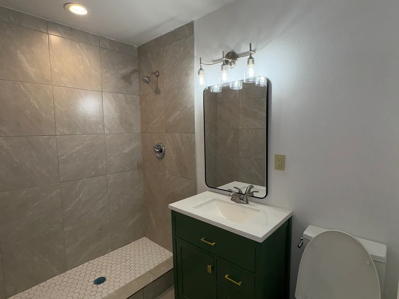 1 bed, 500 sqft, $725 — Photo 4
