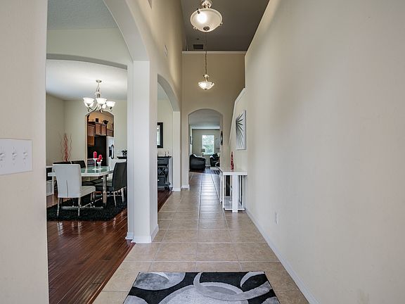 4th image of 11414 Holmbridge Ln