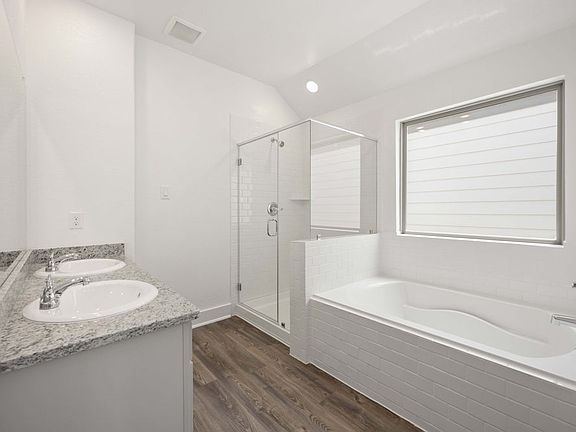 Patton Floorplan - Primary Bathroom