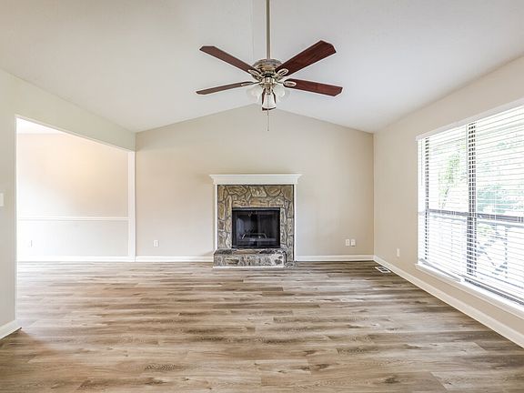 5th image of 3204 Plymouth Rock Dr