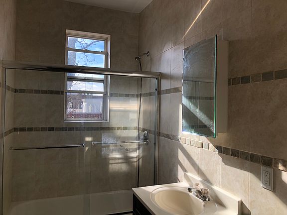 2nd image of 19 Kensington Ave APT 505Q
