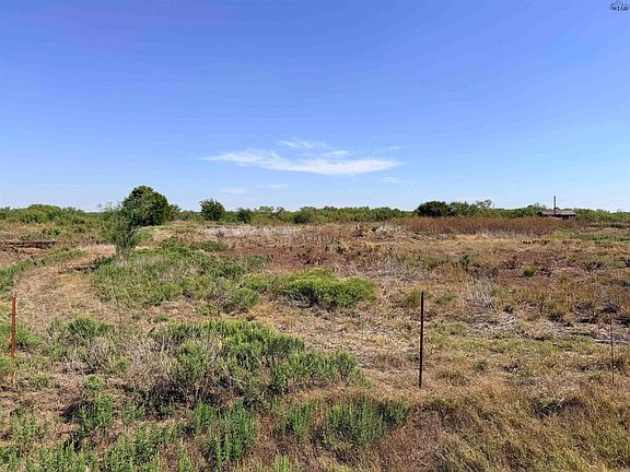4th image of 139 State Highway 258 E