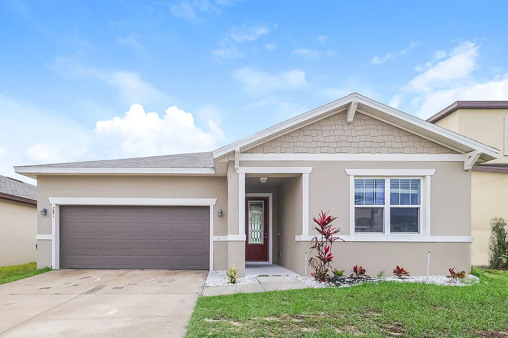 3 bed, 2.0 bath, 1635 sqft, $2,175 — Photo 1