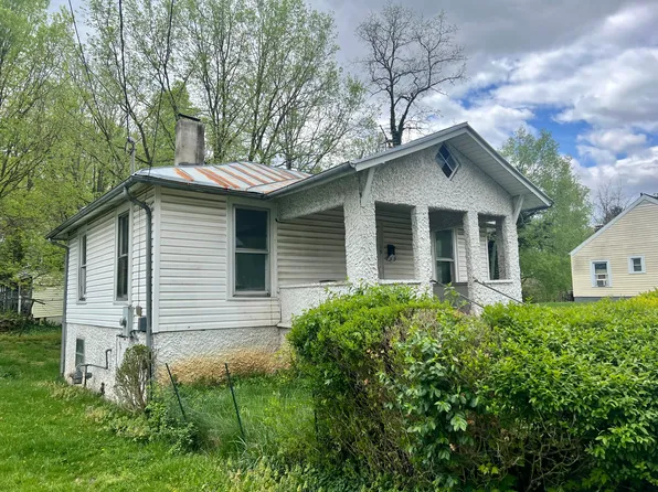 19 Marble Ln, Lexington, VA 24450