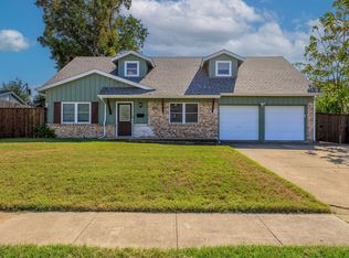 2814 Hollandale Ln, Farmers Branch, TX 75234
