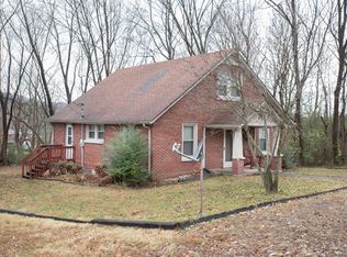 305 McArthur Ave, Celina, TN 38551