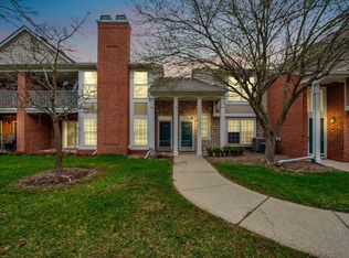 5336 Pine Aires Dr, Sterling Heights, MI 48314