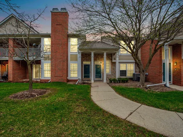 5336 Pine Aires Dr, Sterling Heights, MI 48314