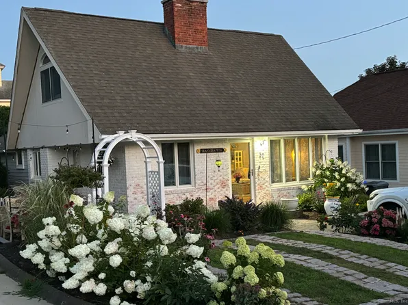 30 Maltby Street, Branford, CT 06405