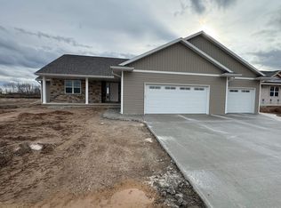 4661 Richard Ln, Green Bay, WI 54313