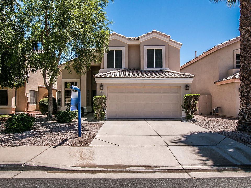 1st image of 921 S Scallop Dr