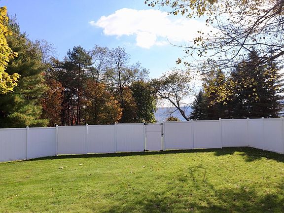 1C572538-EFAA-4CCC-AAE7-8E089D4D3996