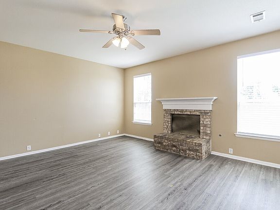 5th image of 3029 Gettysburg Ln