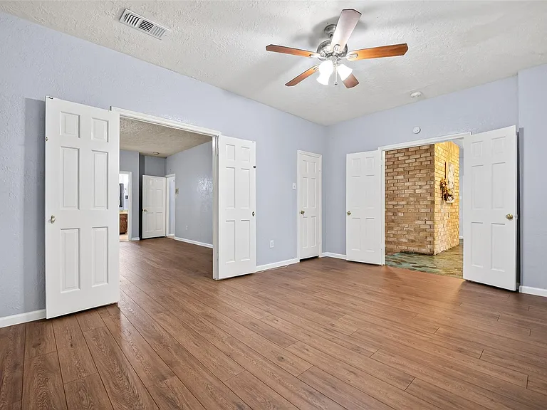 8103 Oak Moss Dr — Photo 11