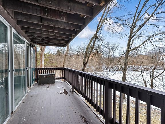 3rd image of 5531 E Lake Dr #77-A