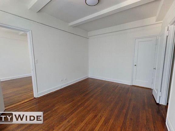 5th image of 140 E 46th St APT 7e