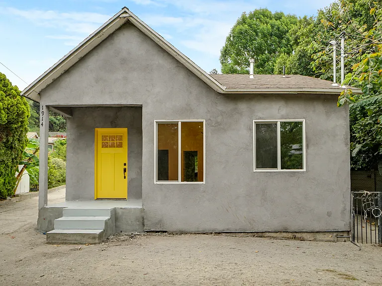 1914 Echo Park Ave — Photo 1