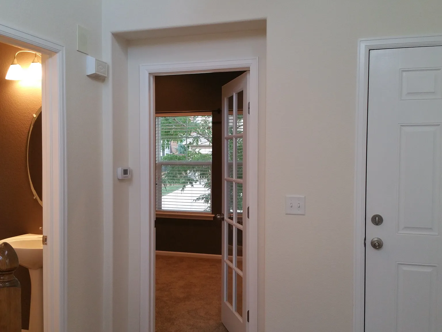 3 bed, 2.5 bath, 1775 sqft, $3,190 — Photo 4