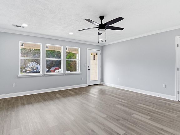 5th image of 16 Cheyenne Cir