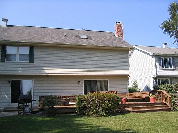 Back view 70 x 130 lot size