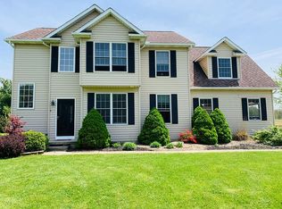 1577 Columbia Rd, Valley City, OH 44280