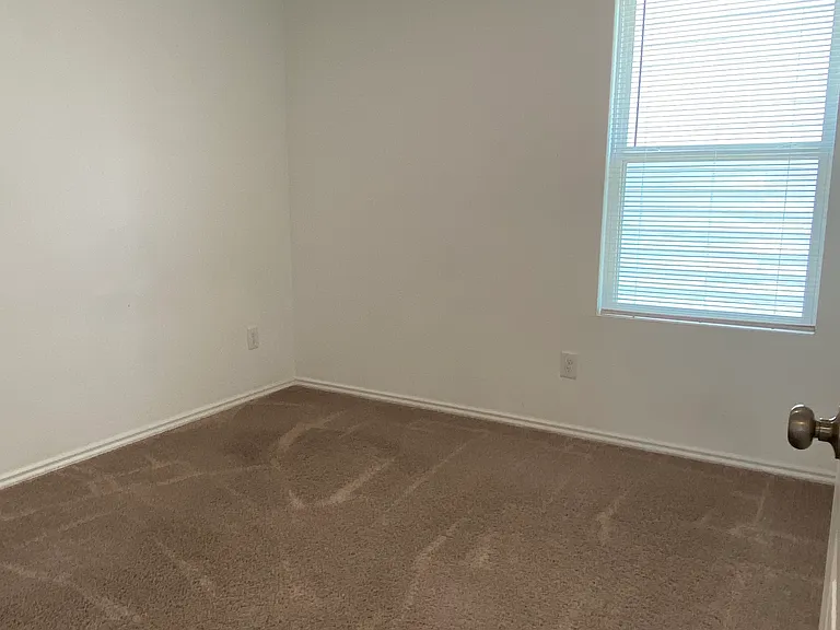 14527 Greenfield Ml — Photo 9