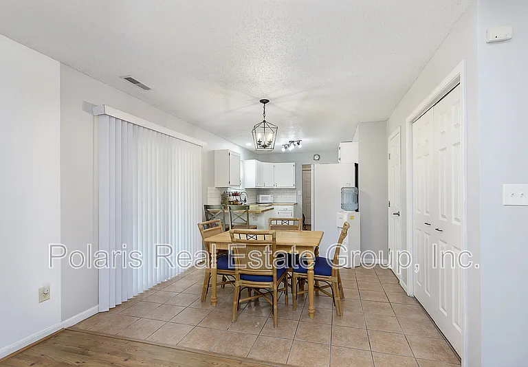 266 E Pine Ridge Dr — Photo 8