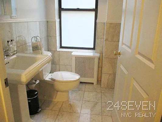 Rented by 24 7 NYC Realty Inc. | media 42