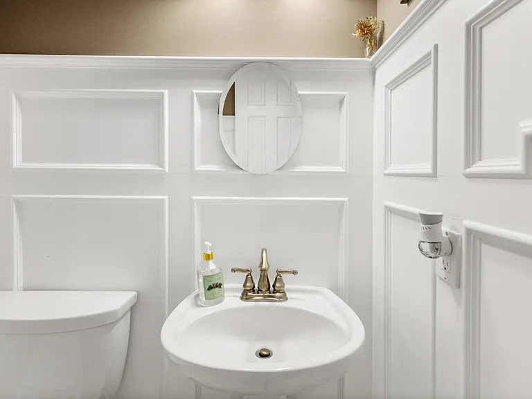 Horizon Dr — Photo 18