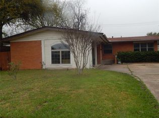 3015 Merrell Rd, Dallas, TX 75229