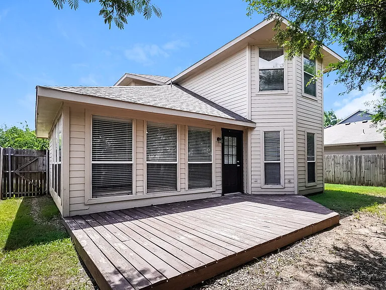 809 Pace Dr — Photo 17