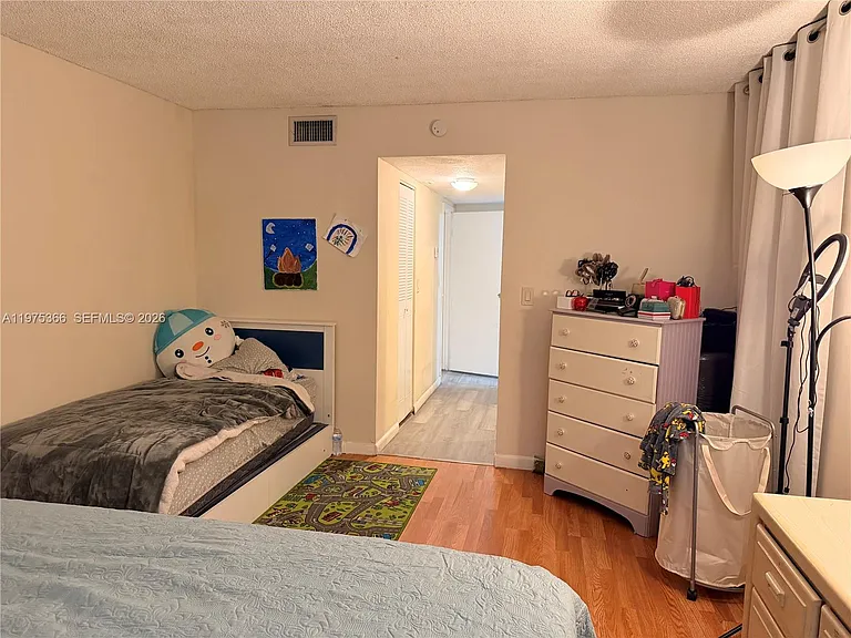 1800 SW 81st Ave #1100 — Photo 16