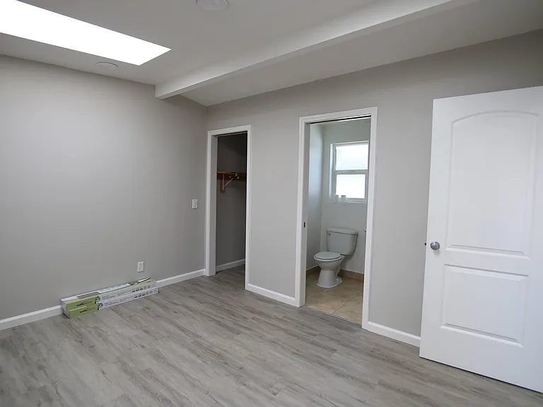 3271 Alma St — Photo 12