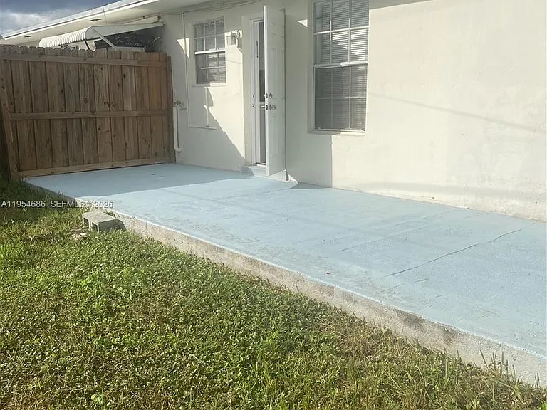 11350 SW 3rd St #A — Photo 16