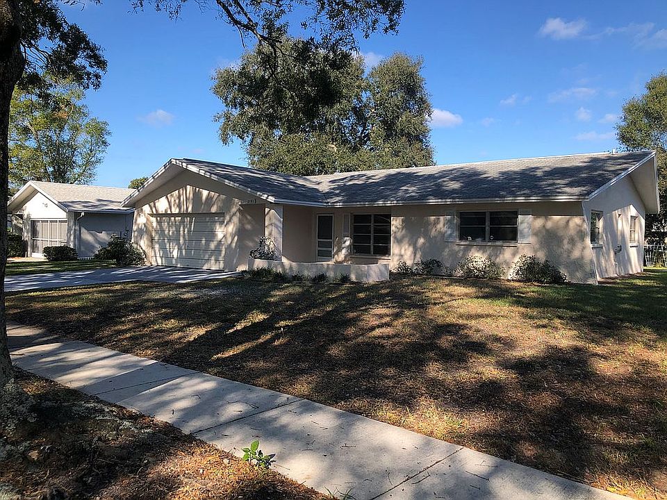 1st image of 2481 Malcolm Dr