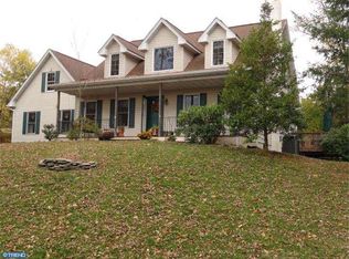 2684 Upper Ridge Rd, Pennsburg, PA 18073