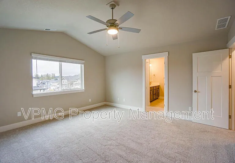 313 E Caribou Ct — Photo 24